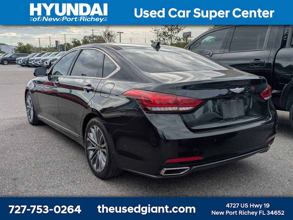 Thumbnail: 2015 Hyundai Genesis - 2