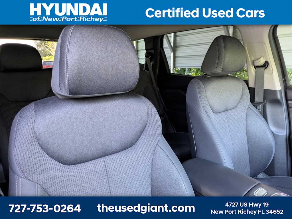 Thumbnail: 2023 Hyundai Santa Fe - 6