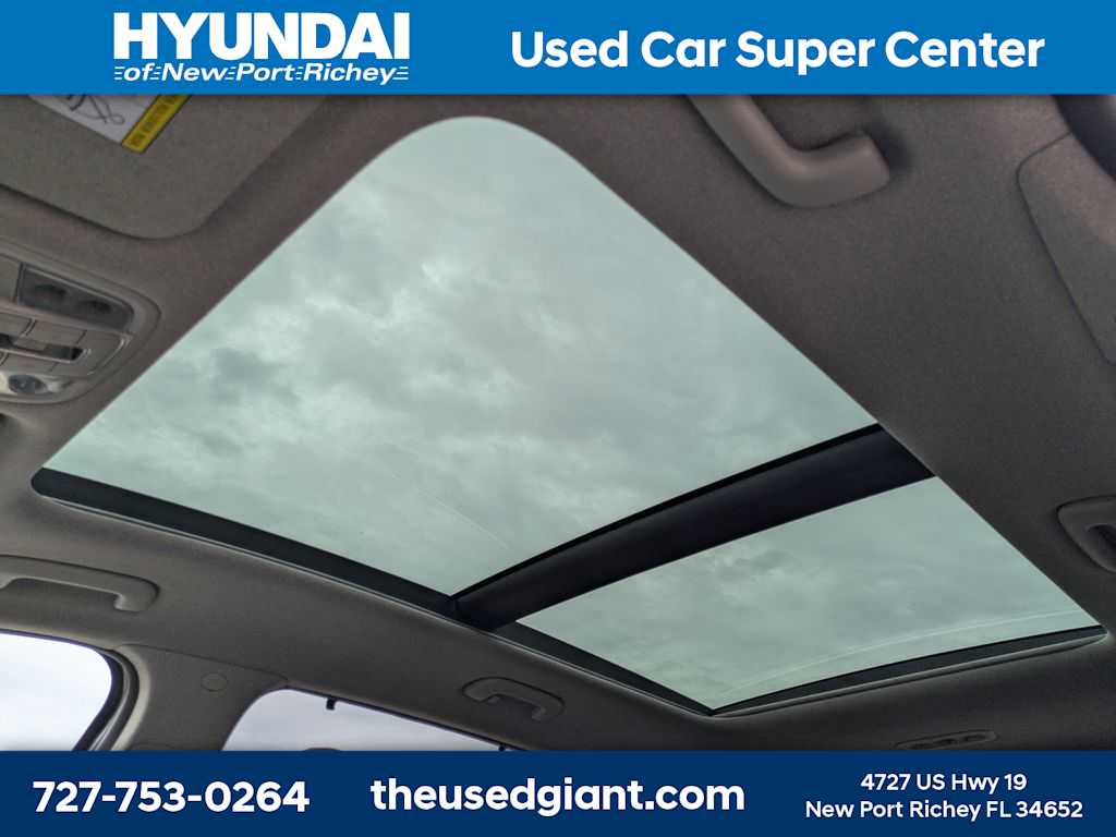 Thumbnail: 2020 Hyundai Santa Fe - 26