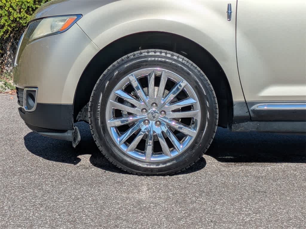 Thumbnail: 2011 Lincoln MKX - 10