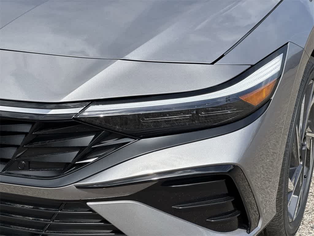 Thumbnail: 2025 Hyundai Elantra - 9