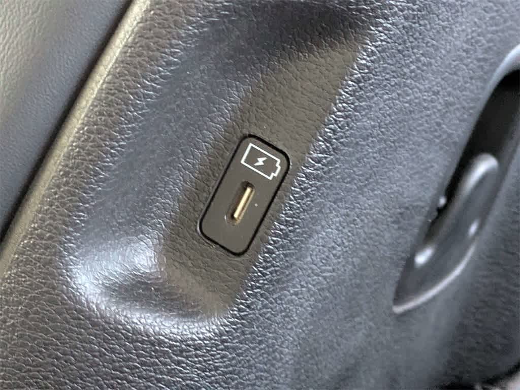 Thumbnail: 2024 Kia Telluride - 23