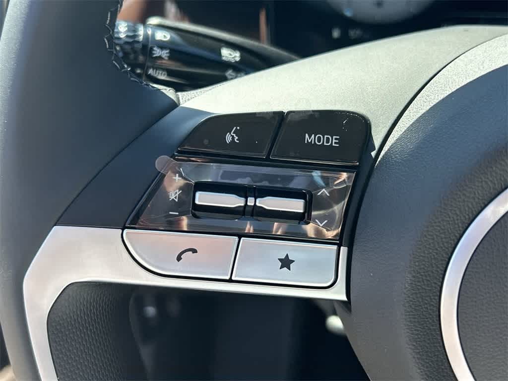 Thumbnail: 2025 Hyundai Elantra - 24