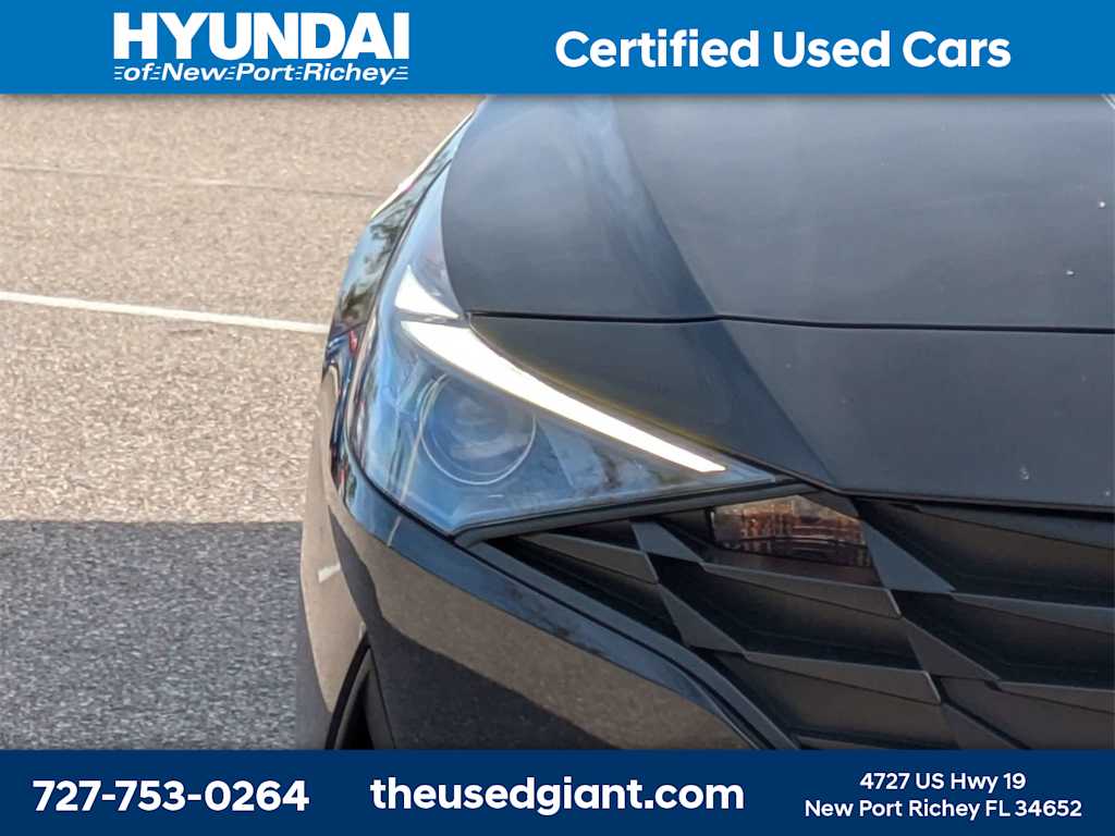 Thumbnail: 2023 Hyundai Elantra - 9