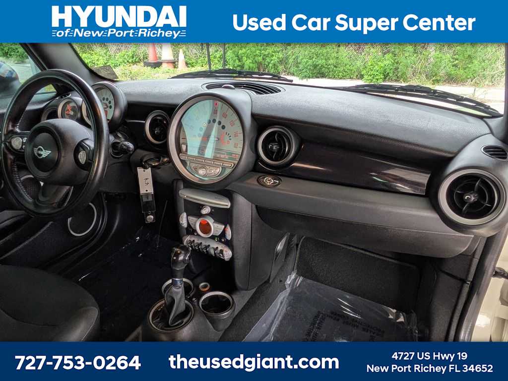 Thumbnail: 2009 MINI Cooper - 15