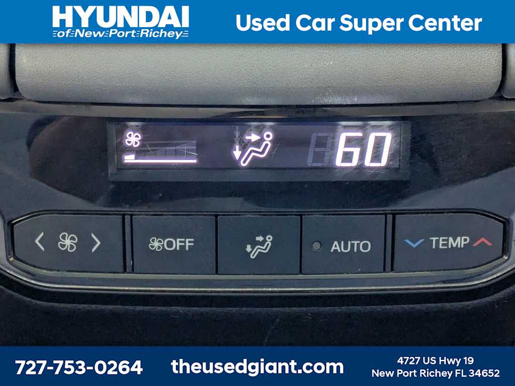 Thumbnail: 2020 Toyota Highlander - 19
