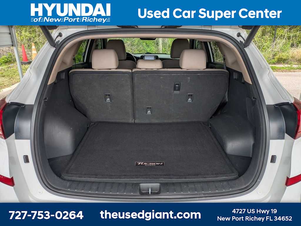 Thumbnail: 2019 Hyundai Tucson - 12