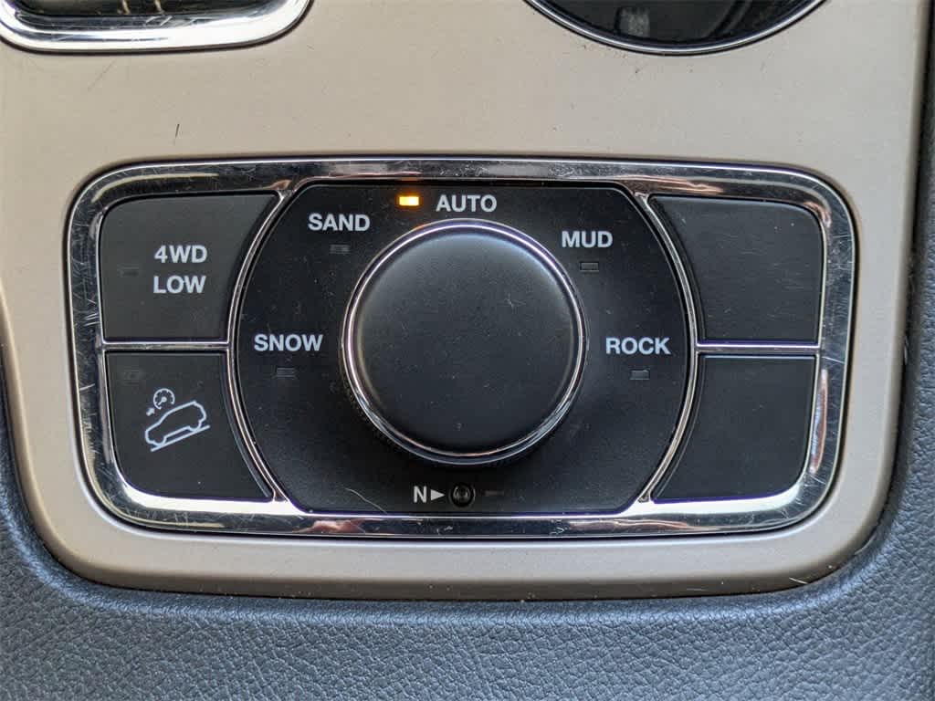 Thumbnail: 2016 Jeep Grand Cherokee - 31