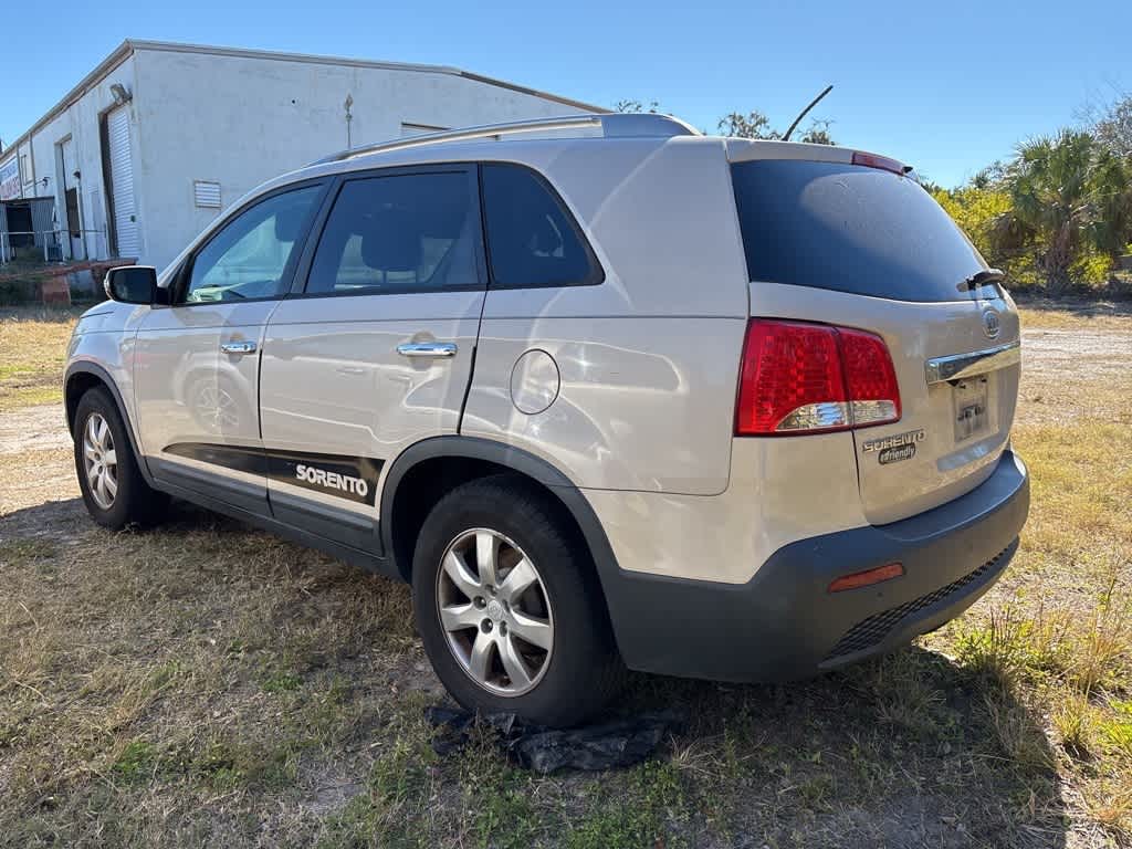 Thumbnail: 2012 Kia Sorento - 2