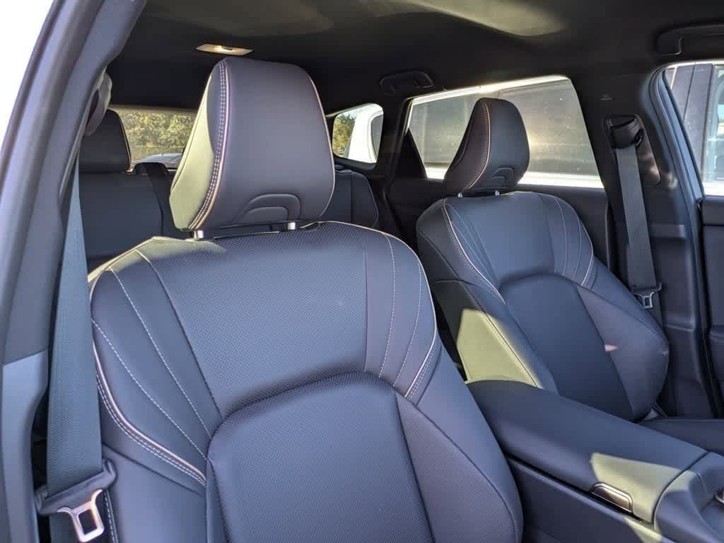 Thumbnail: 2025 Toyota Crown Signia - 7