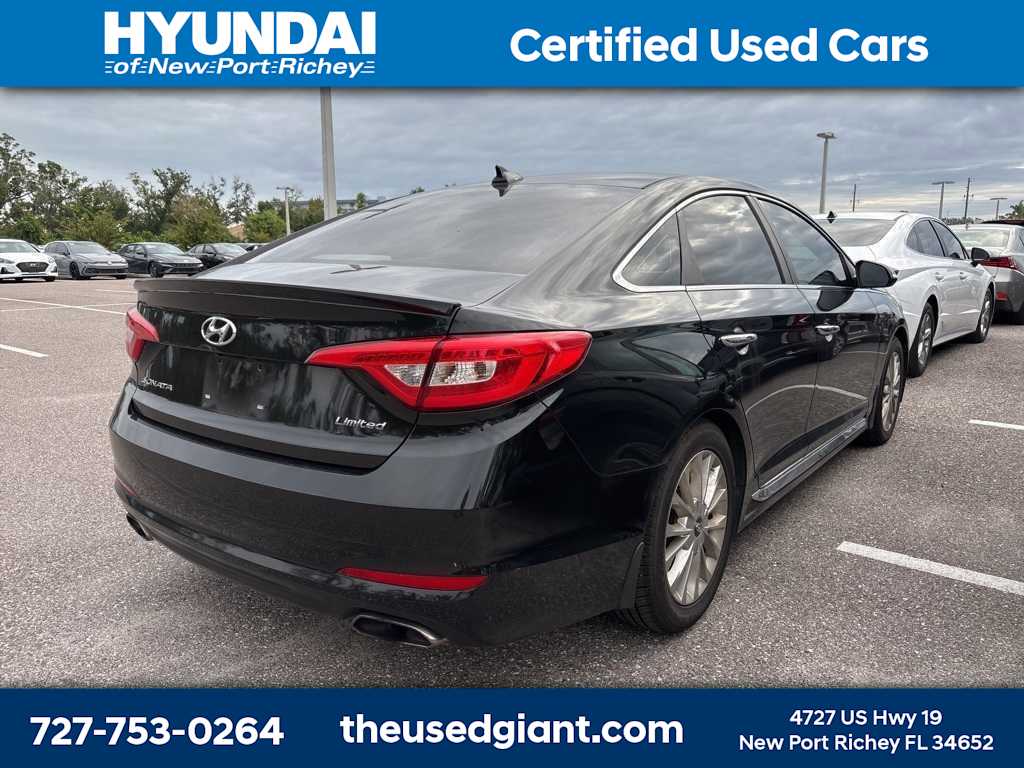 Thumbnail: 2015 Hyundai Sonata - 3