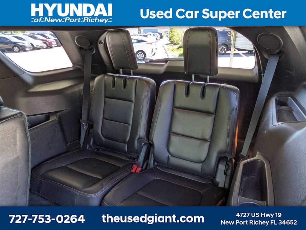 Thumbnail: 2016 Ford Explorer - 17