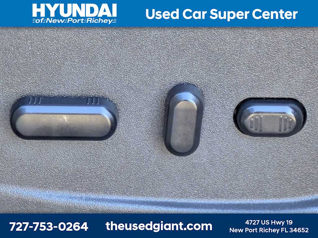 Thumbnail: 2018 Ford Escape - 22