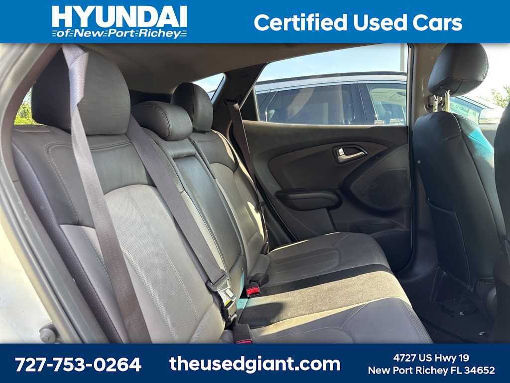 Thumbnail: 2013 Hyundai Tucson - 9