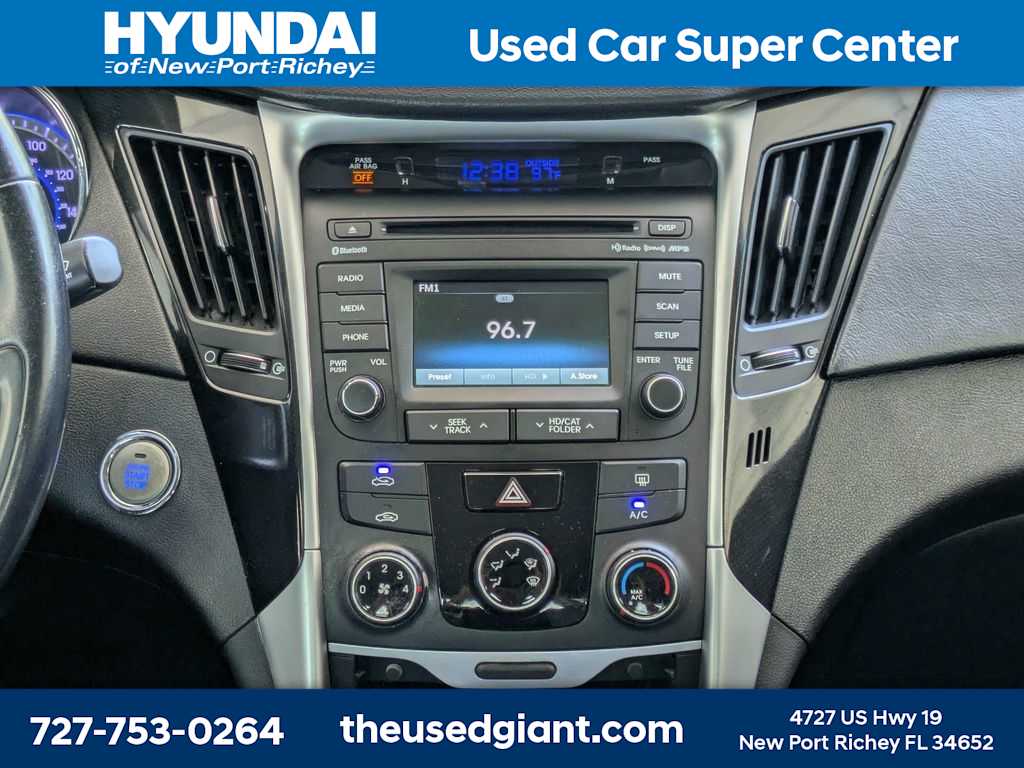 Thumbnail: 2014 Hyundai Sonata - 17