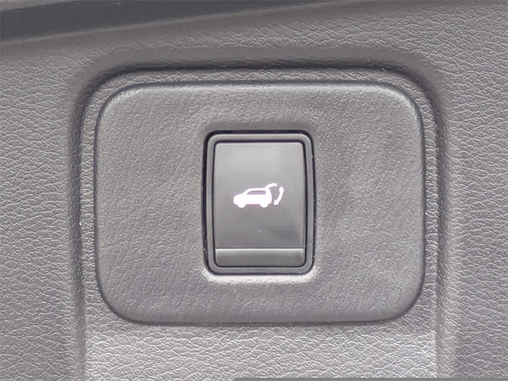 Thumbnail: 2016 Nissan Murano - 13