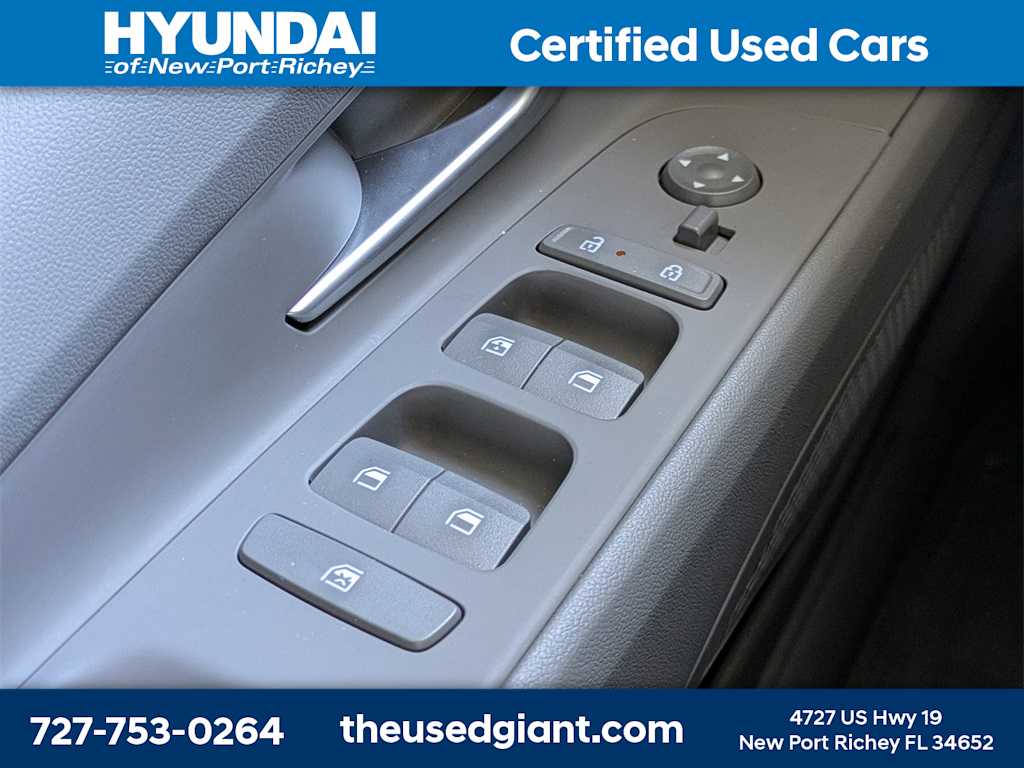 Thumbnail: 2024 Hyundai Elantra - 24