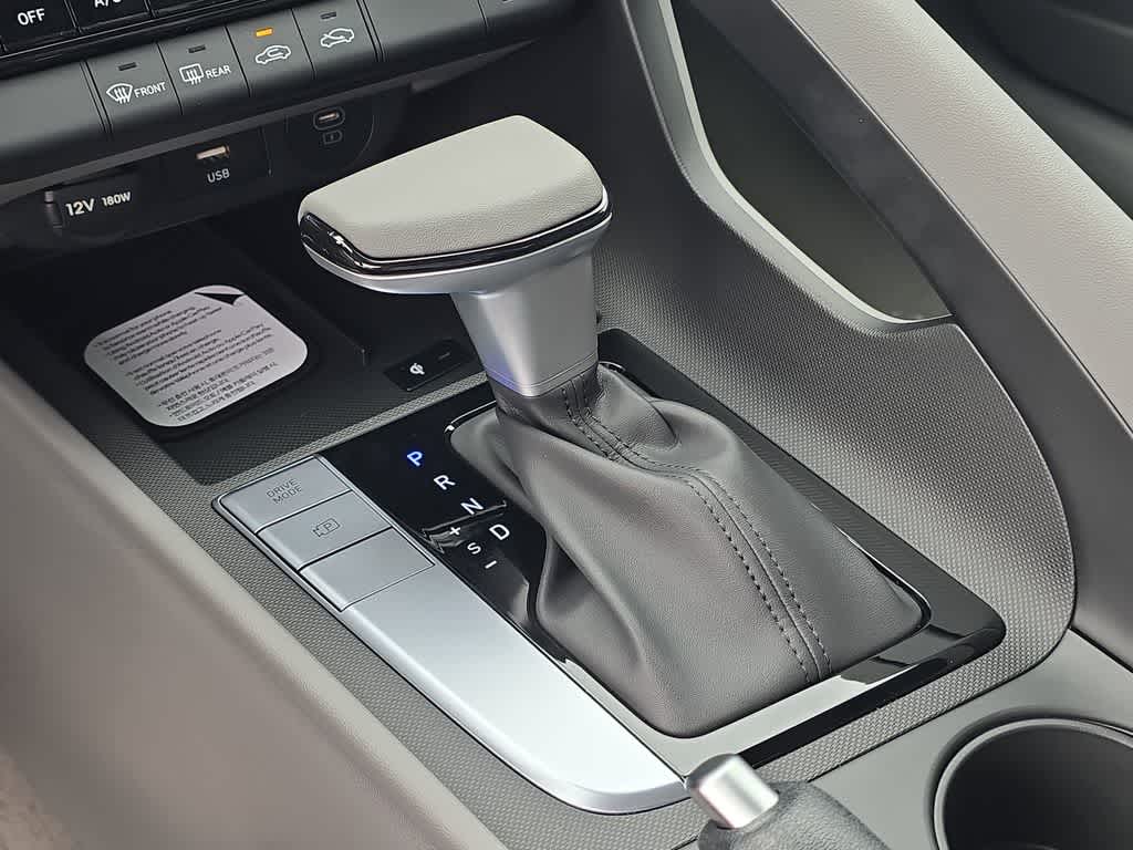Thumbnail: 2026 Hyundai Elantra - 33