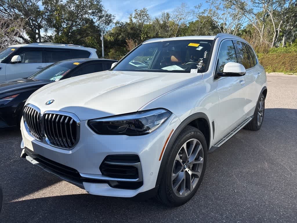 Thumbnail: 2023 BMW X5 - 1