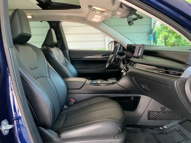 Thumbnail: 2023 INFINITI QX60 - 15