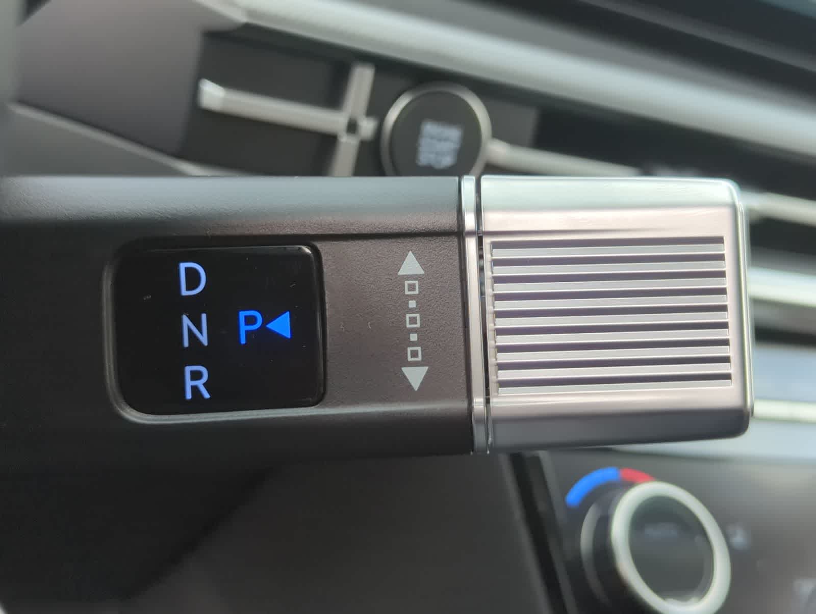 2025 Hyundai Santa Fe XRT 32