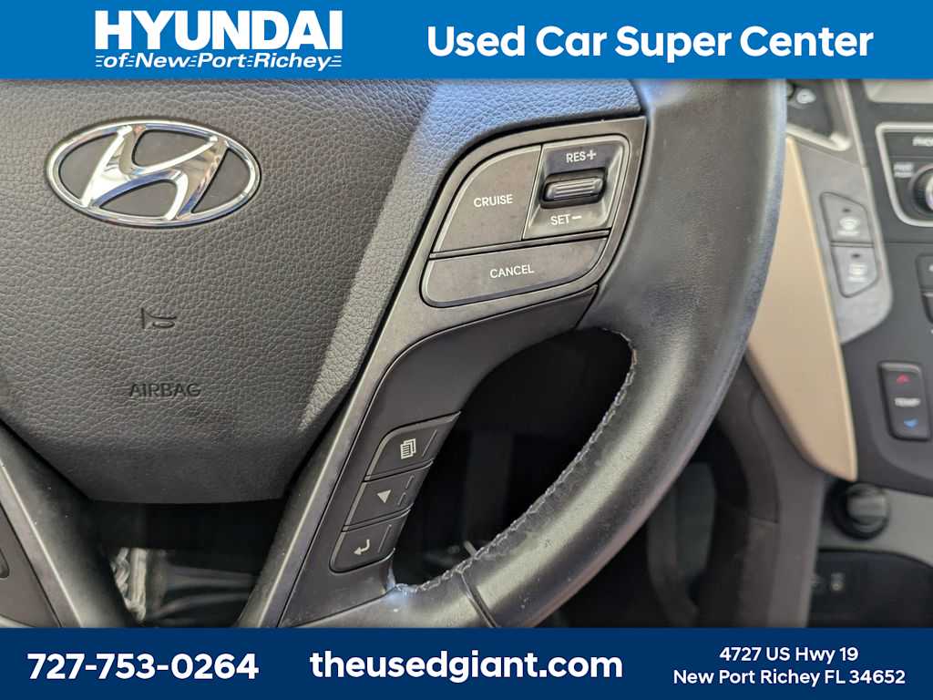 Thumbnail: 2017 Hyundai Santa Fe - 32