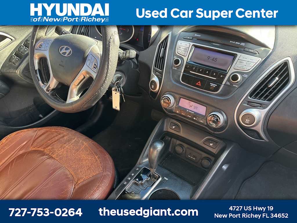 Thumbnail: 2011 Hyundai Tucson - 7