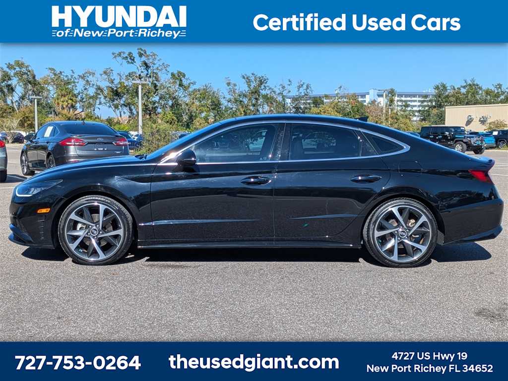 Thumbnail: 2023 Hyundai Sonata - 2