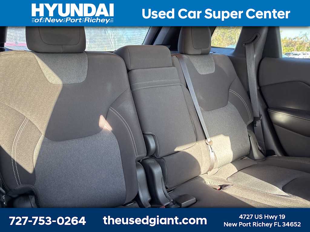 Thumbnail: 2014 Jeep Cherokee - 9