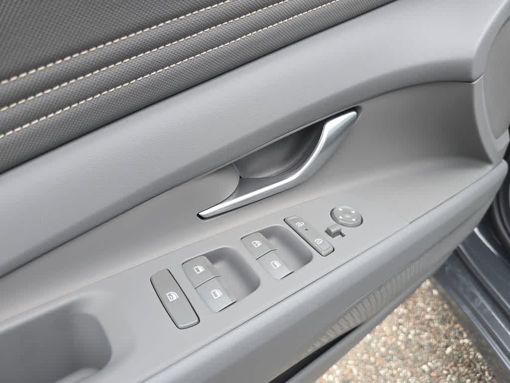 Thumbnail: 2026 Hyundai Elantra - 17