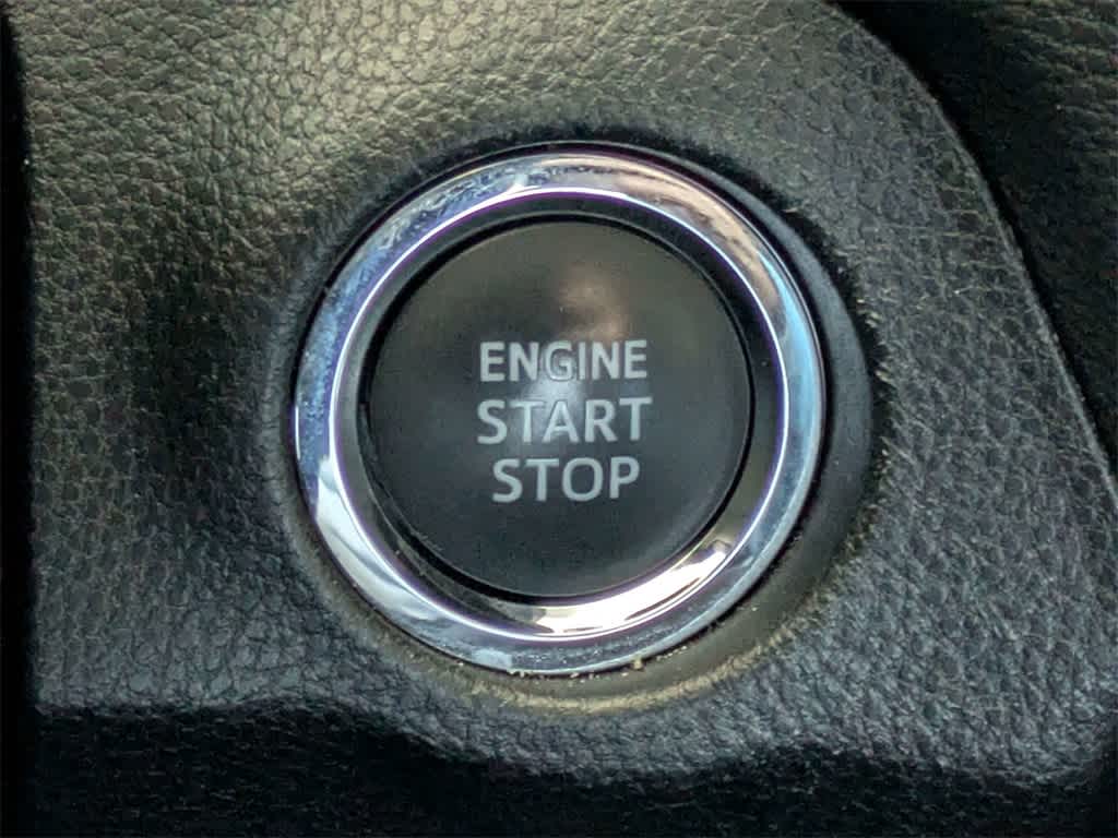 Thumbnail: 2022 Toyota RAV4 - 42