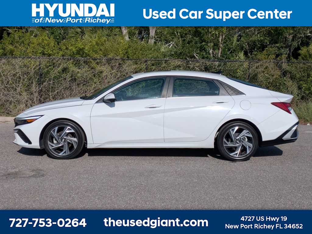 Thumbnail: 2024 Hyundai Elantra - 2