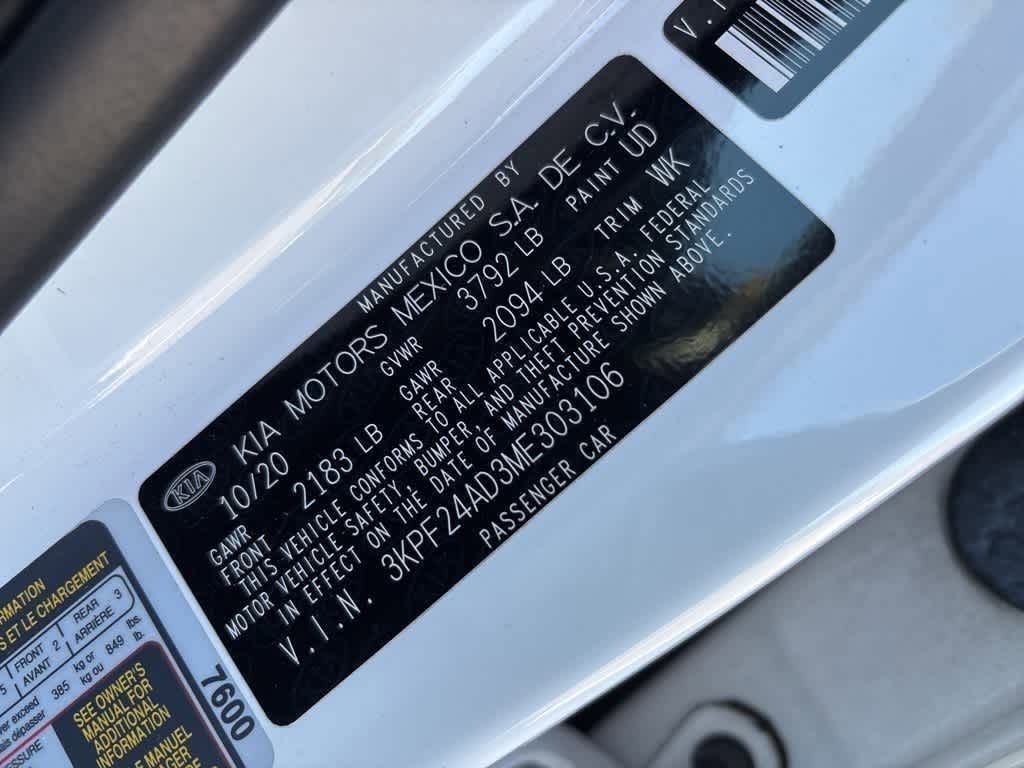 Thumbnail: 2021 Kia Forte - 12