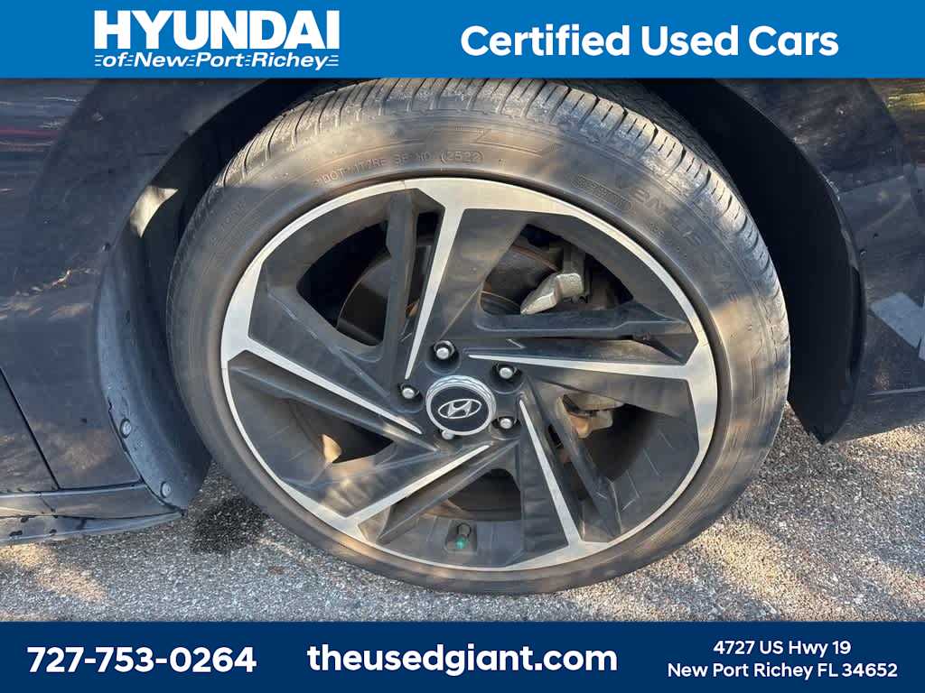 Thumbnail: 2023 Hyundai Elantra - 5