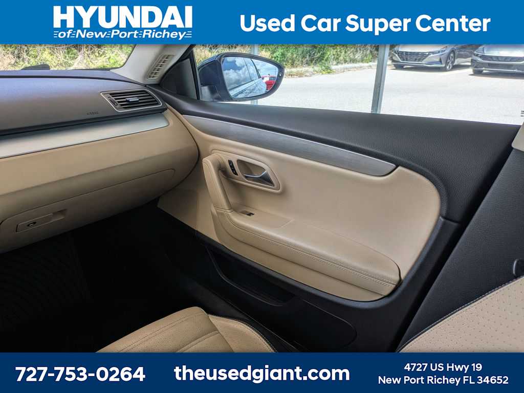 Thumbnail: 2013 Volkswagen CC - 18