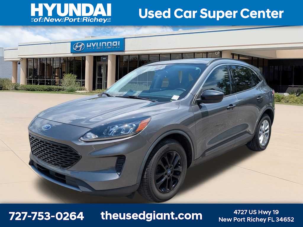 Thumbnail: 2022 Ford Escape - 1