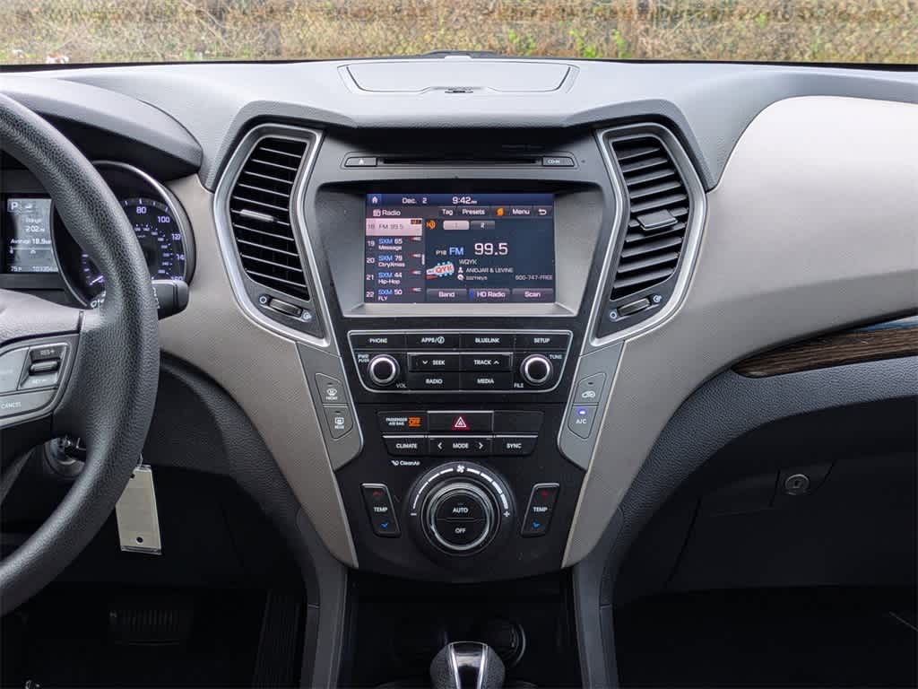 Thumbnail: 2017 Hyundai Santa Fe - 20