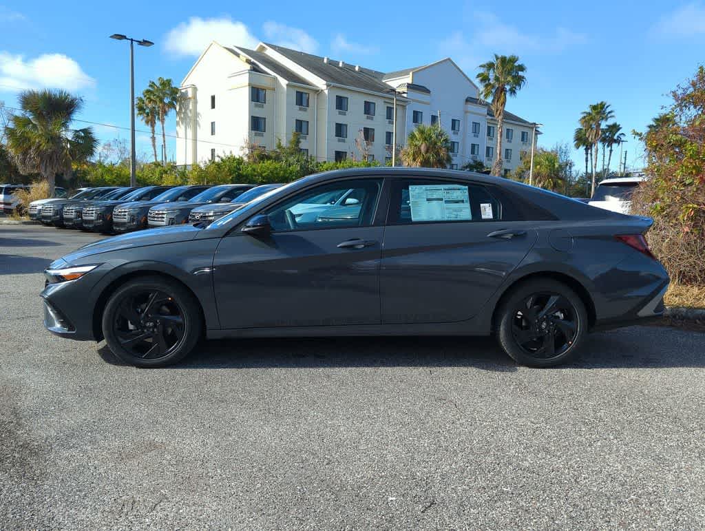 Thumbnail: 2026 Hyundai Elantra - 3