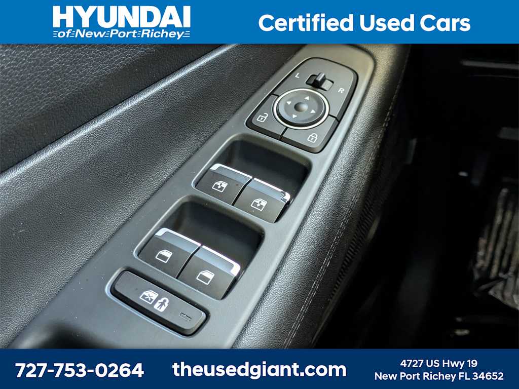 Thumbnail: 2022 Hyundai Santa Fe - 34