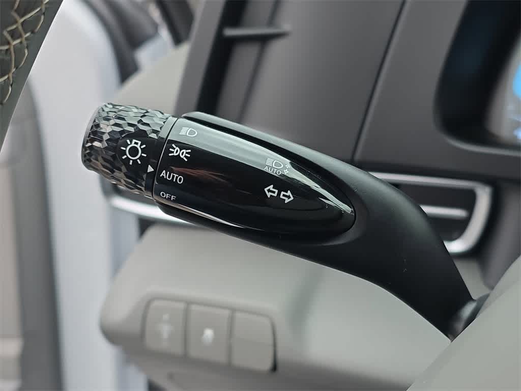 Thumbnail: 2025 Hyundai Elantra - 24