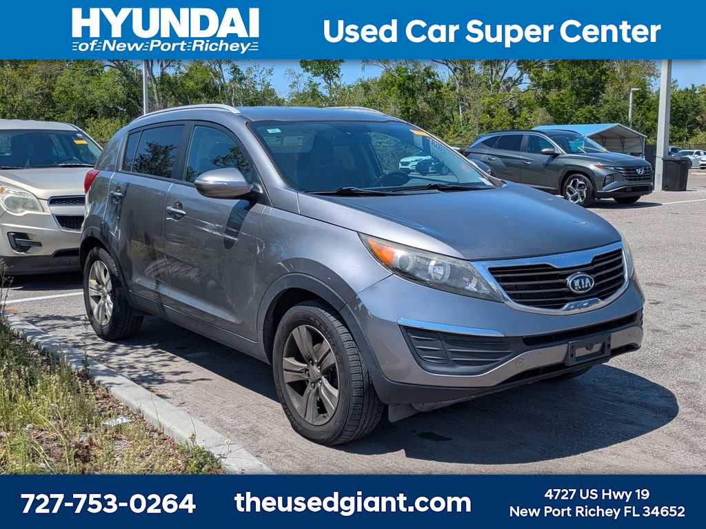 Thumbnail: 2011 Kia Sportage - 4