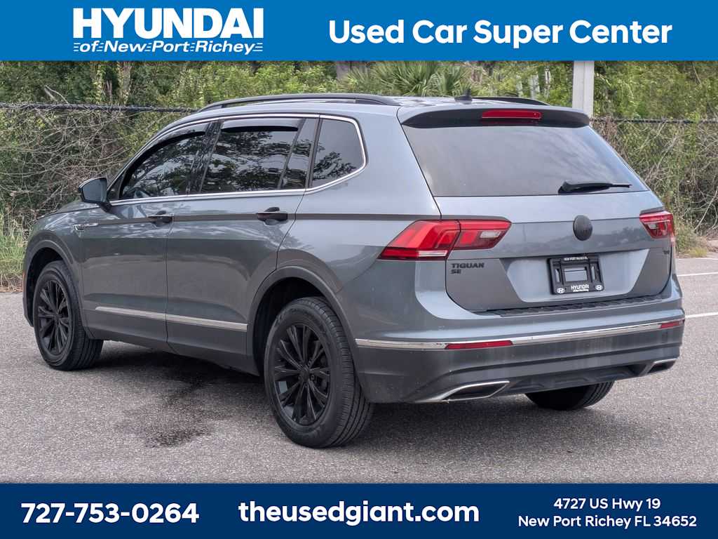 Thumbnail: 2018 Volkswagen Tiguan - 3