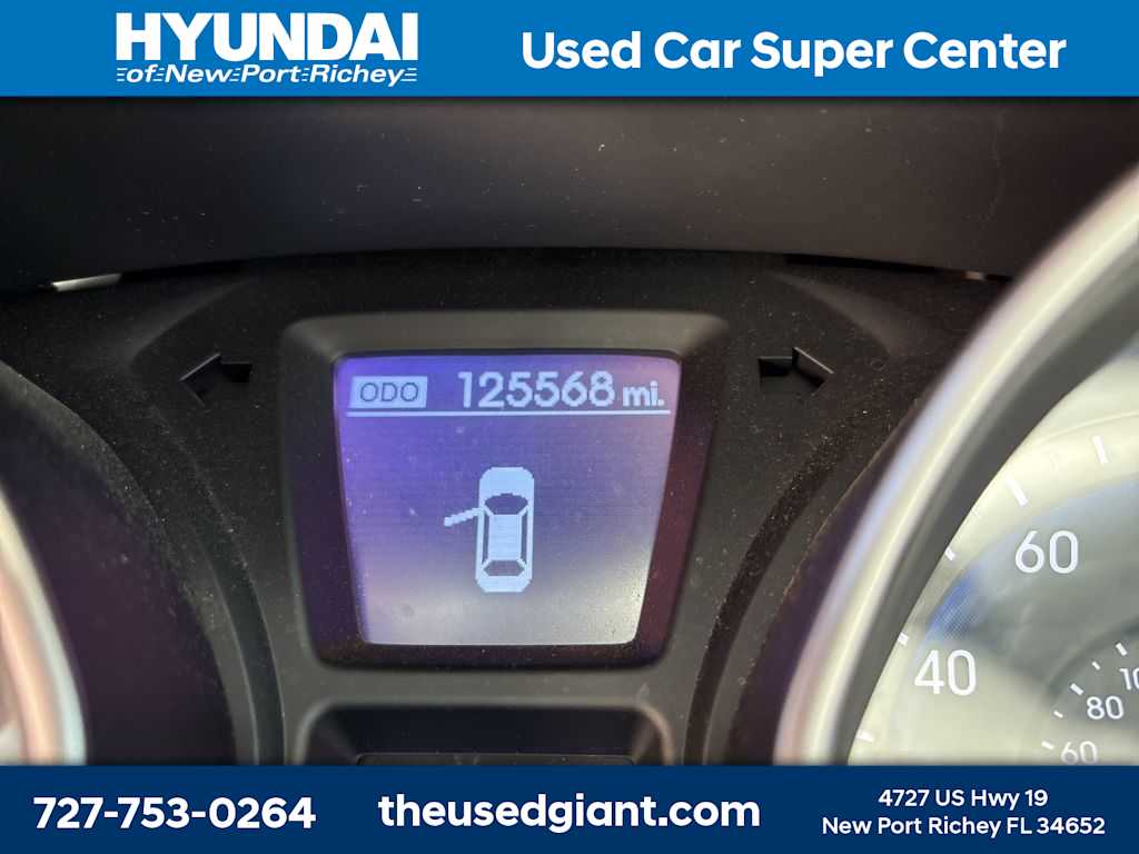 Thumbnail: 2016 Hyundai Elantra - 11