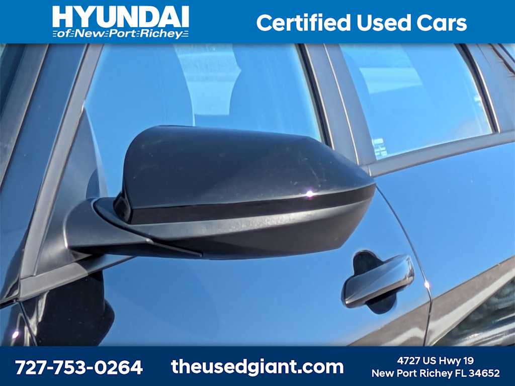 Thumbnail: 2023 Hyundai Elantra - 11