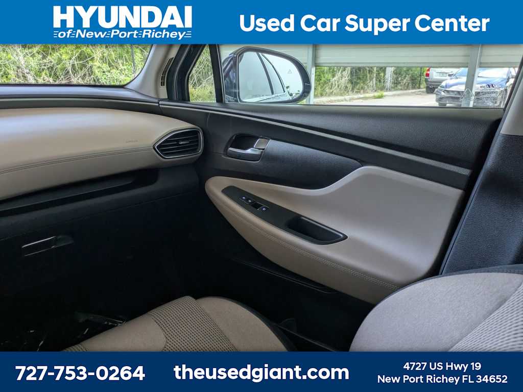 Thumbnail: 2022 Hyundai Santa Fe - 19