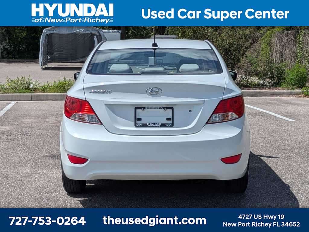 Thumbnail: 2014 Hyundai Accent - 4
