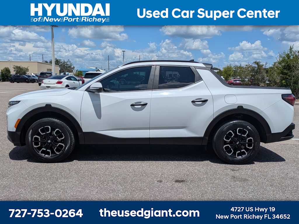 Thumbnail: 2022 Hyundai Santa Cruz - 2