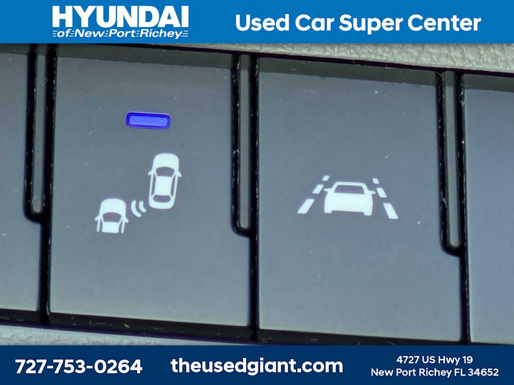 Thumbnail: 2020 Hyundai Elantra - 27