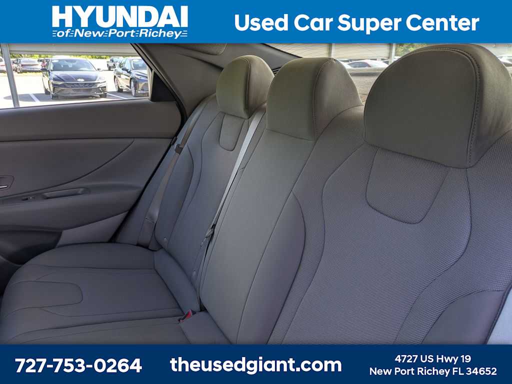 Thumbnail: 2025 Hyundai Elantra - 13