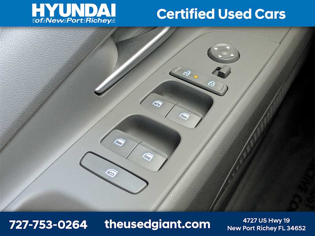 Thumbnail: 2024 Hyundai Elantra - 24